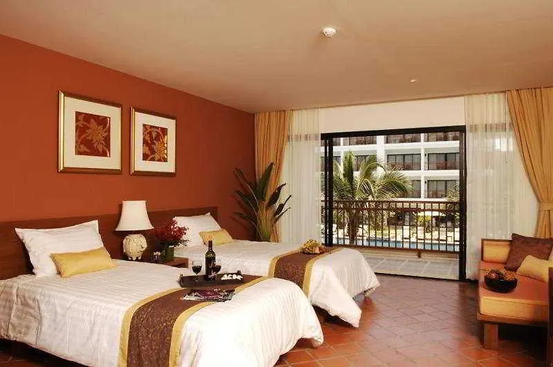 Naithonburi Beach Resort - Sha Extra Plus